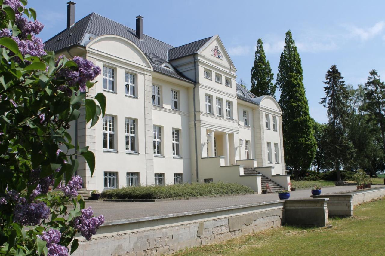 Schloss Wichmannsdorf Kropelin Exterior photo